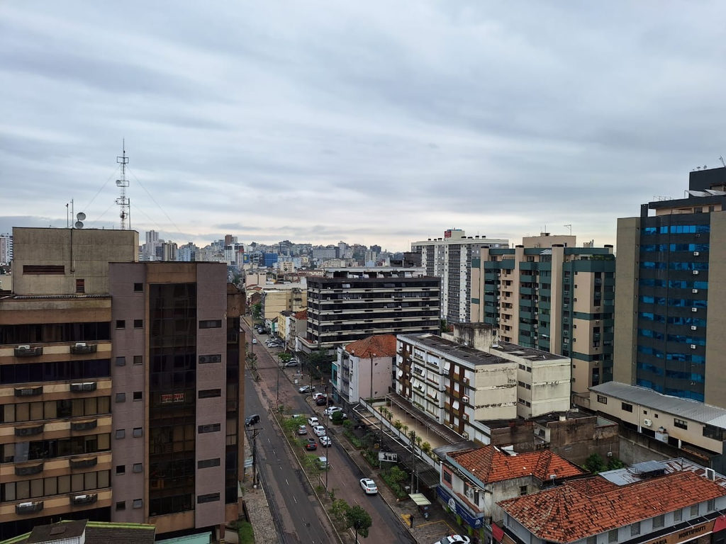 Sala para venda no bairro Higienópolis em Porto Alegre
