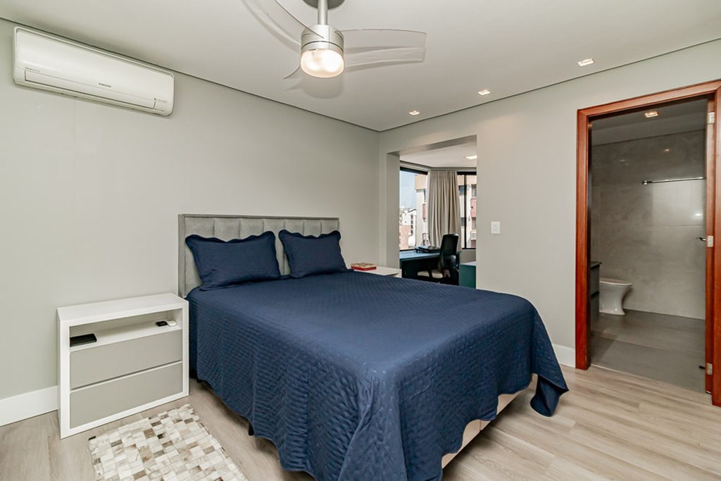Cobertura Duplex para venda no bairro Jardim Lindóia em Porto Alegre