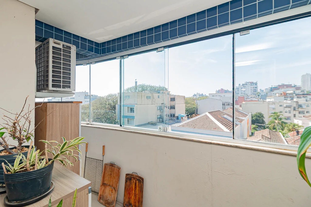 Apartamento para venda no bairro Independência em Porto Alegre