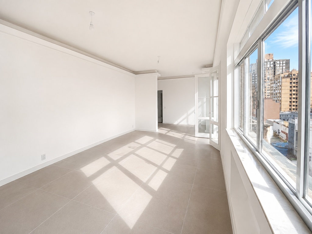 Apartamento para venda no bairro Centro Histórico em Porto Alegre