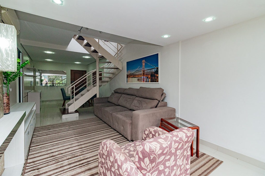 Cobertura Duplex para venda no bairro Jardim Lindóia em Porto Alegre