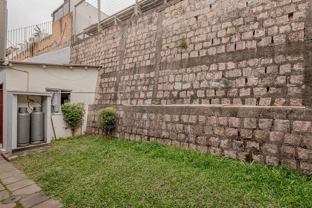 Casa para venda no bairro Três Figueiras em Porto Alegre