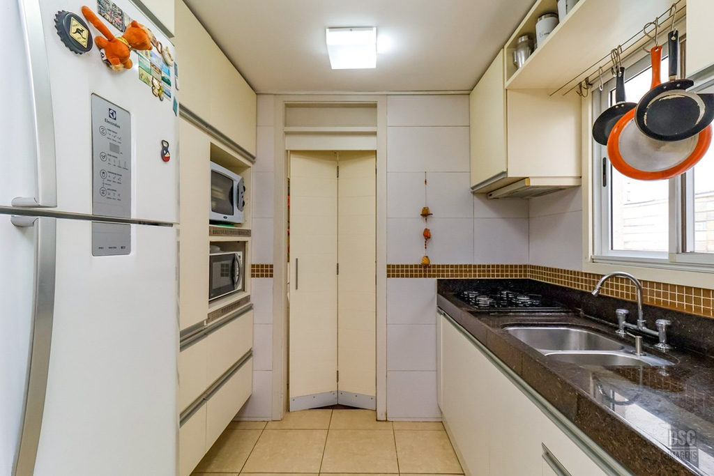 Casa para venda no bairro Jardim Itu em Porto Alegre