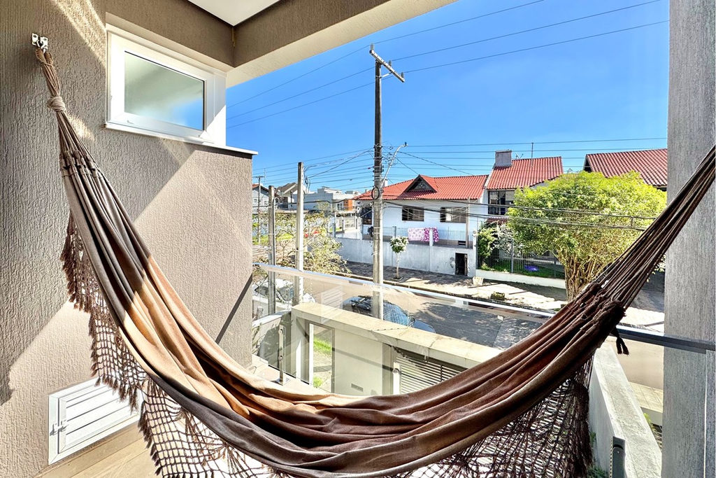 Casa para venda no bairro Estância Velha em Canoas