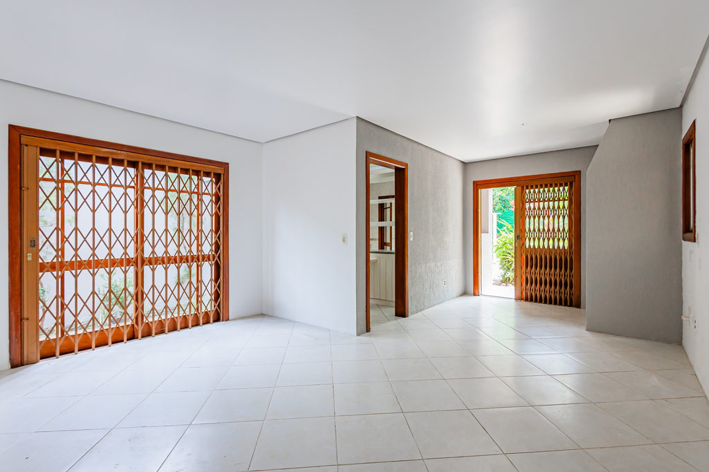 Casa para venda no bairro Jardim Itu em Porto Alegre