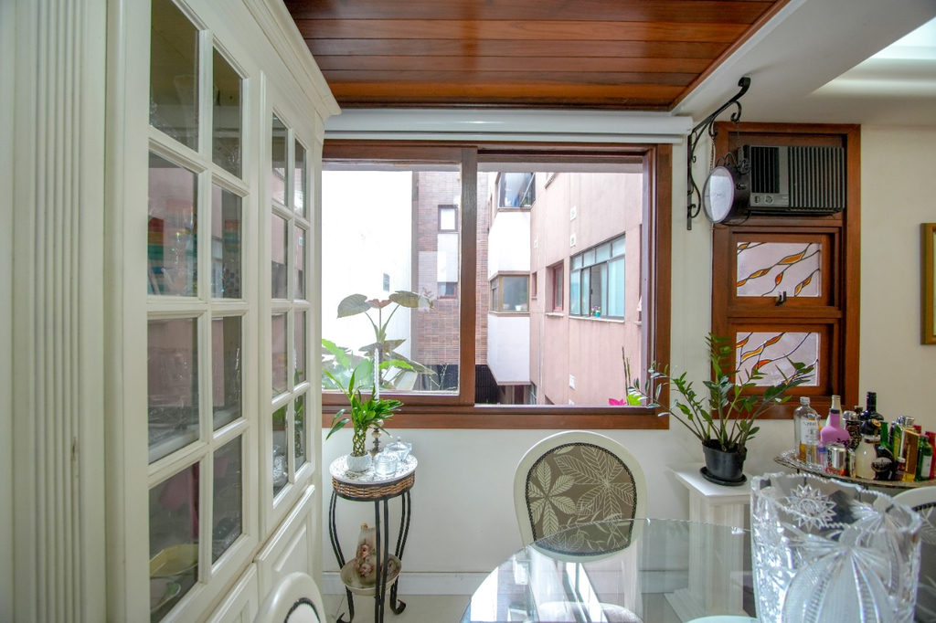 Apartamento para venda no bairro Auxiliadora em Porto Alegre