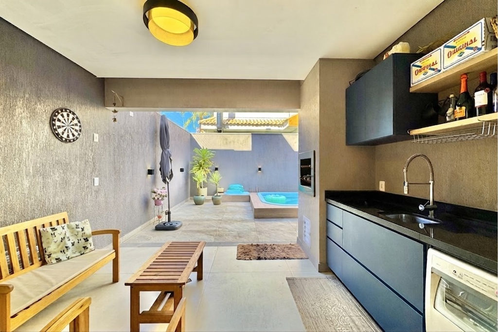 Casa para venda no bairro Estância Velha em Canoas