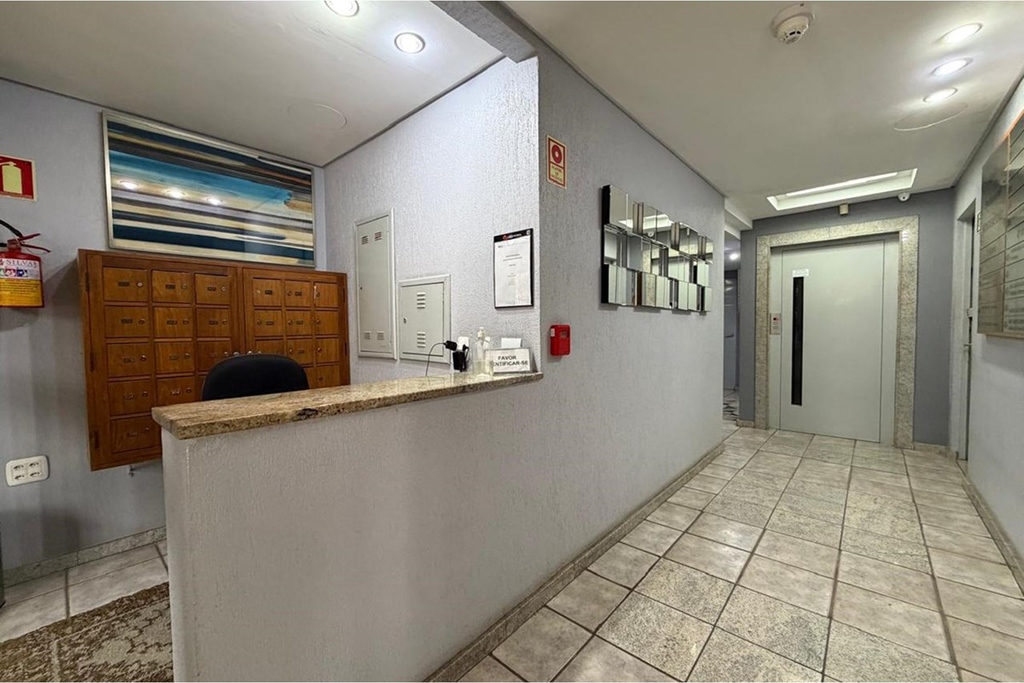 Sala para venda no bairro Petrópolis em Porto Alegre