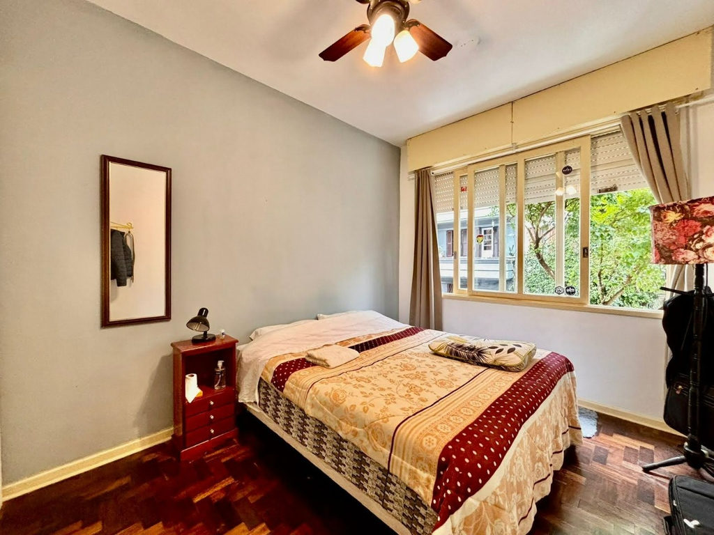 Apartamento para venda no bairro Centro Histórico em Porto Alegre