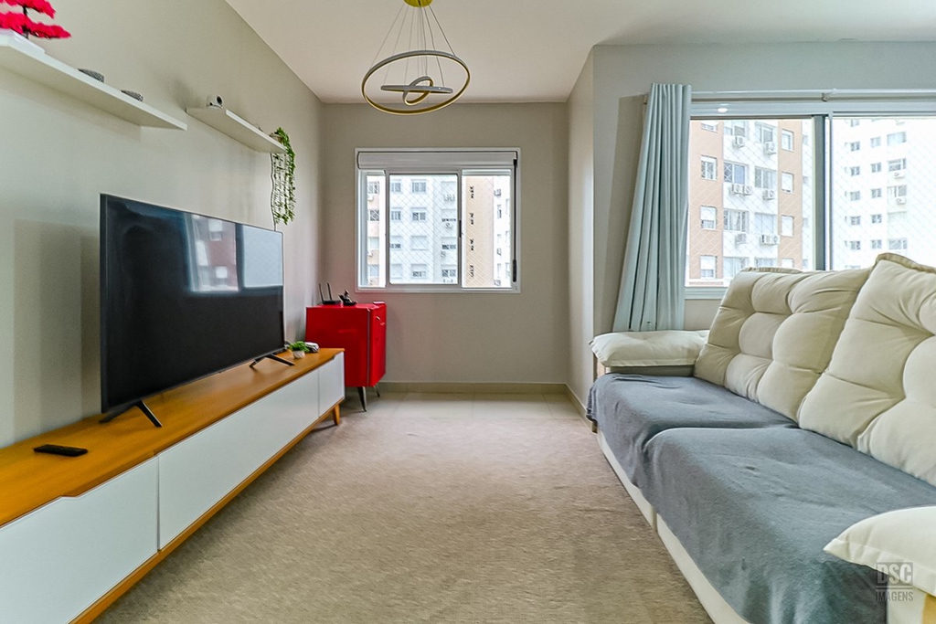 Apartamento para venda no bairro Vila Ipiranga em Porto Alegre