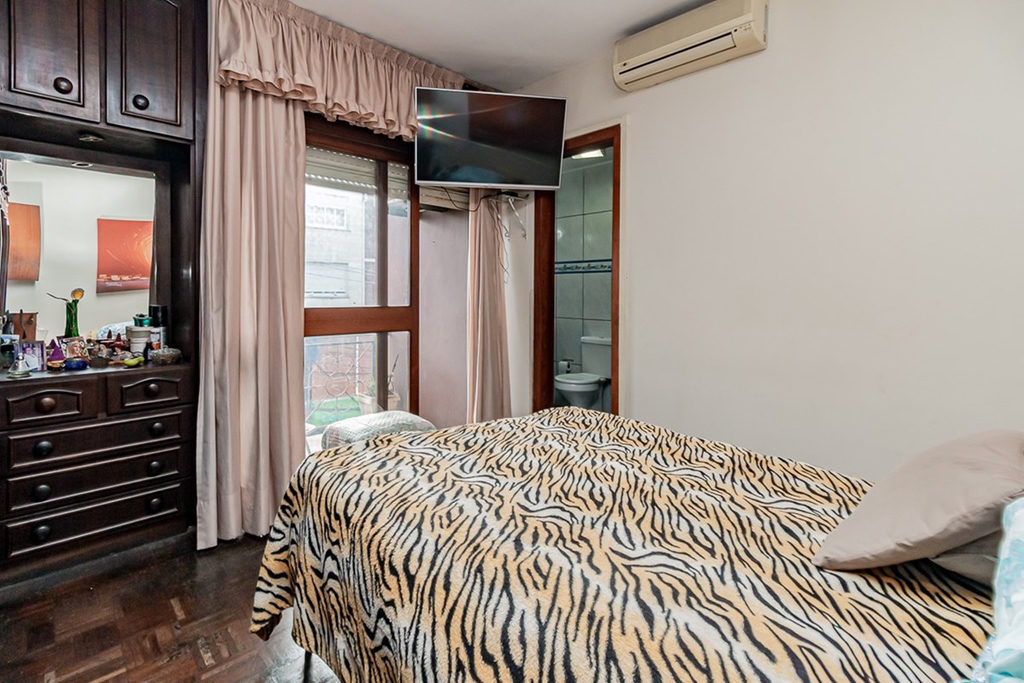 Apartamento para venda no bairro Três Figueiras em Porto Alegre