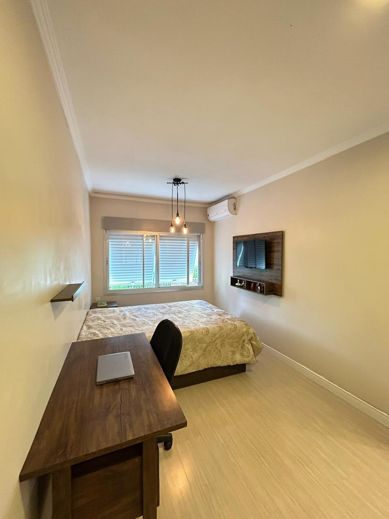 Apartamento para venda no bairro Azenha em Porto Alegre