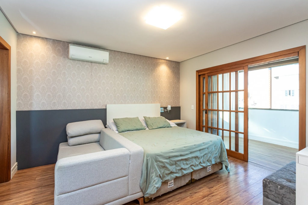 Cobertura Duplex para venda no bairro Mont Serrat em Porto Alegre