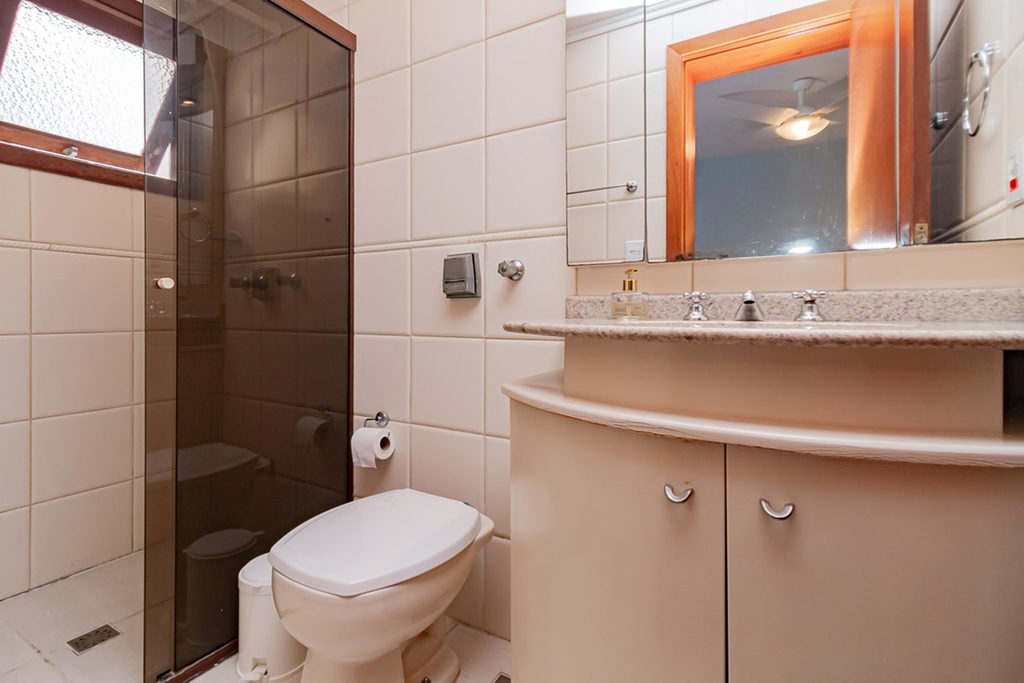 Apartamento para venda no bairro Vila Ipiranga em Porto Alegre