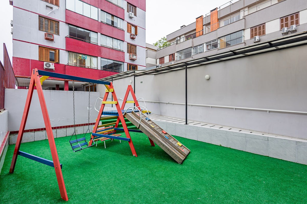 Apartamento para venda no bairro Santo Antônio em Porto Alegre