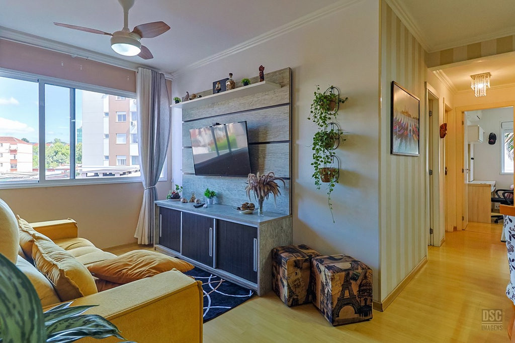 Apartamento para venda no bairro Vila Ipiranga em Porto Alegre
