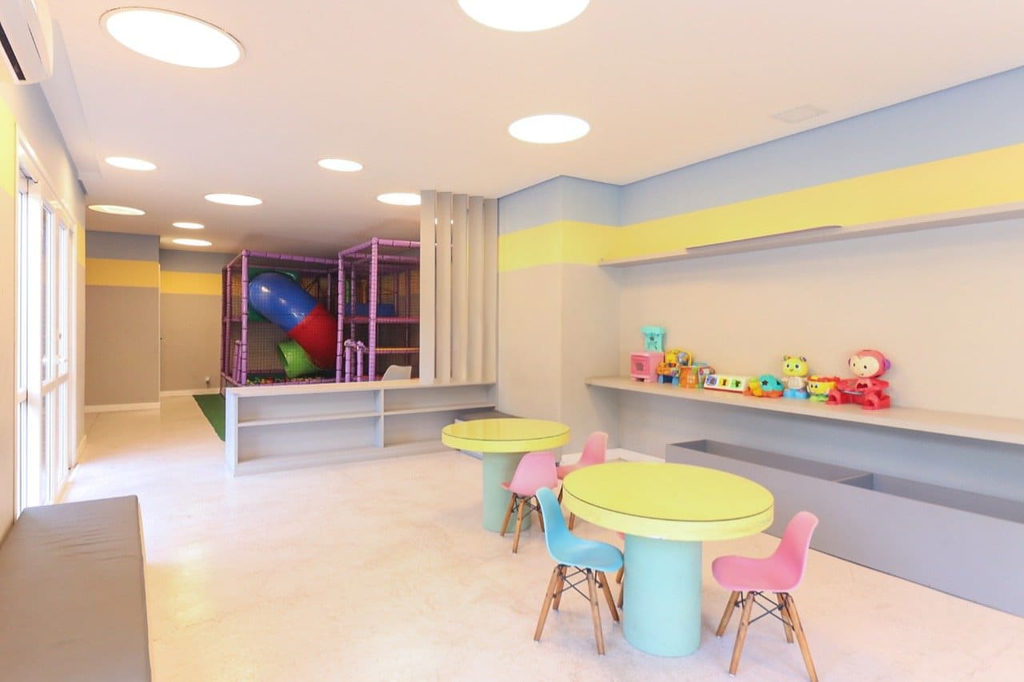Apartamento para venda no bairro Navegantes em Porto Alegre