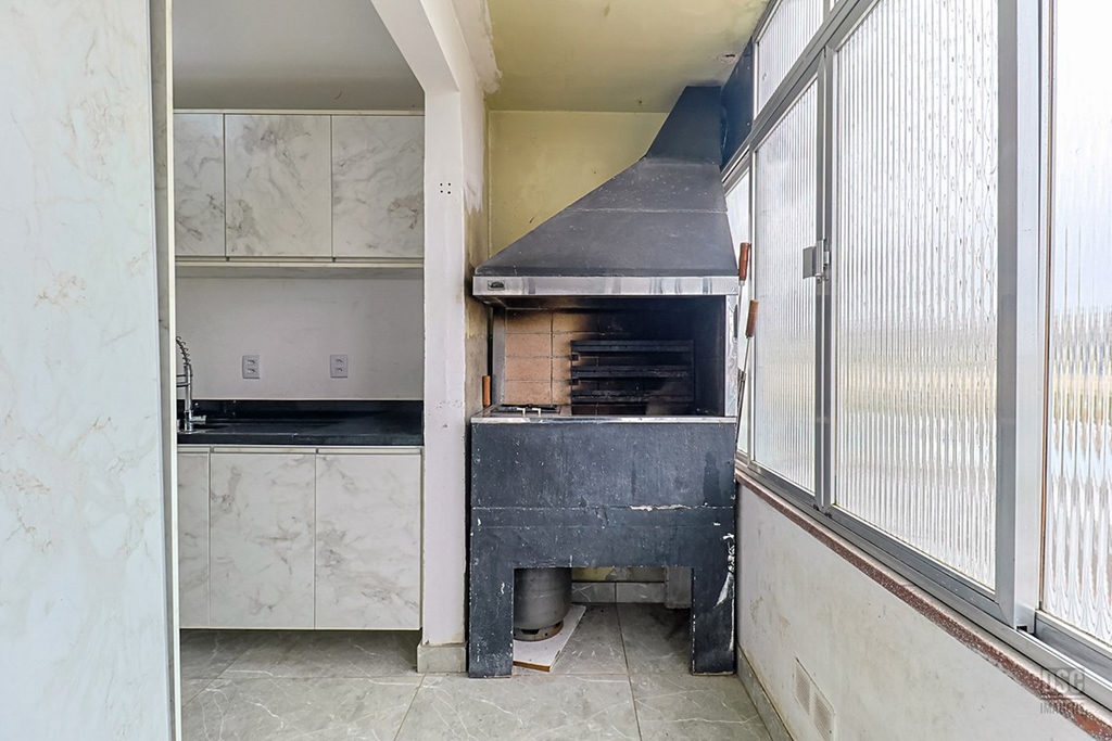 Apartamento para venda no bairro Santa Cecília em Porto Alegre