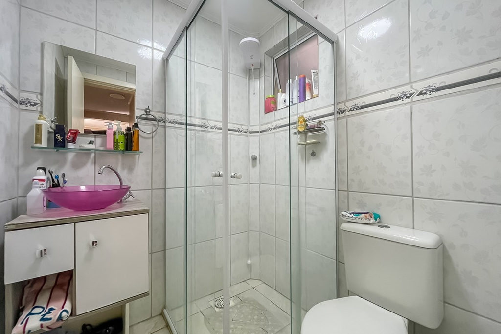 Apartamento para venda no bairro Vila Nova em Porto Alegre