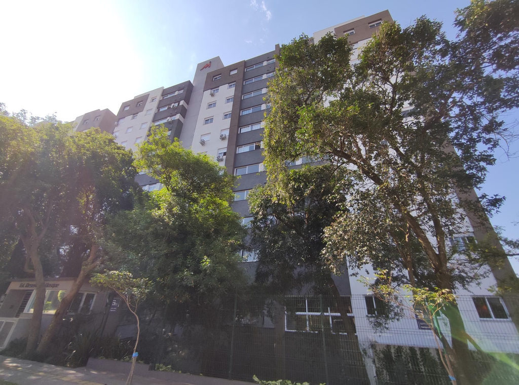 Apartamento para venda no bairro Santo Antônio em Porto Alegre