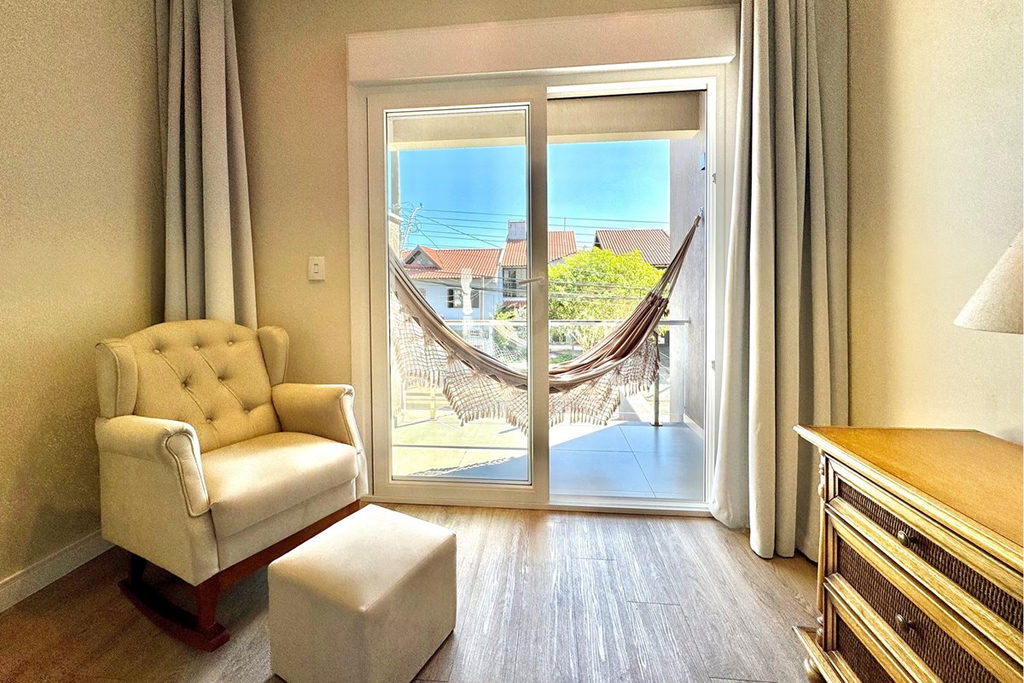 Casa para venda no bairro Estância Velha em Canoas