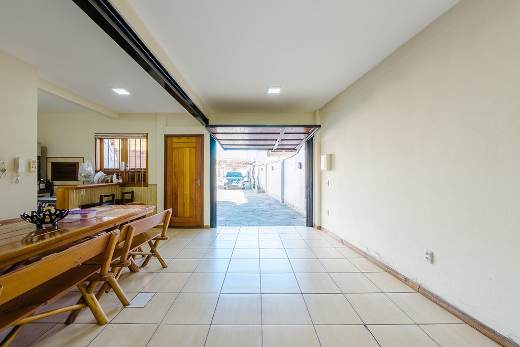 Casa para venda no bairro Centro em Canoas