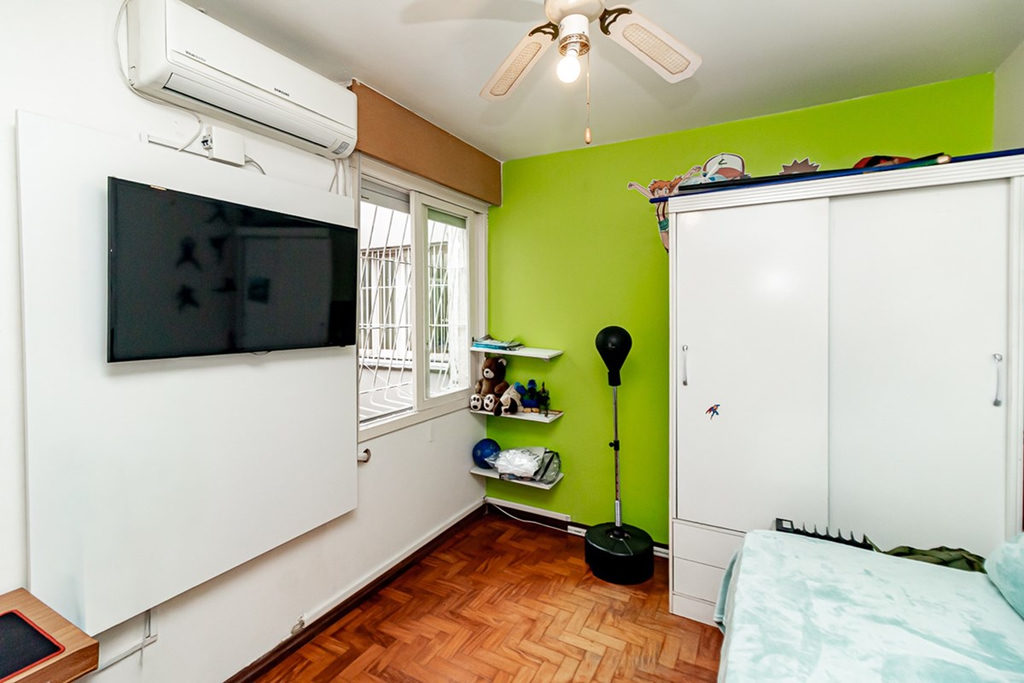 Apartamento para venda no bairro Passo da Areia em Porto Alegre