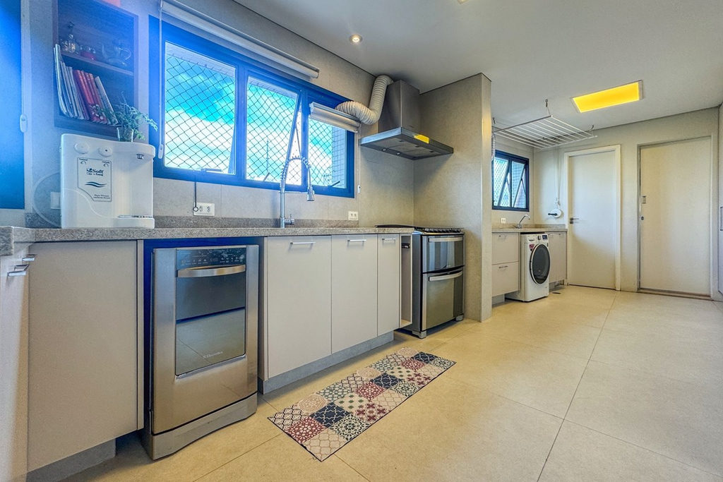 Apartamento, 3 quartos, 236 m² - Foto 75