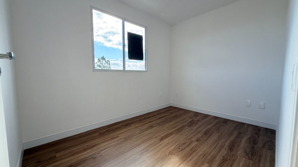 Apartamento para venda no bairro Rubem Berta em Porto Alegre