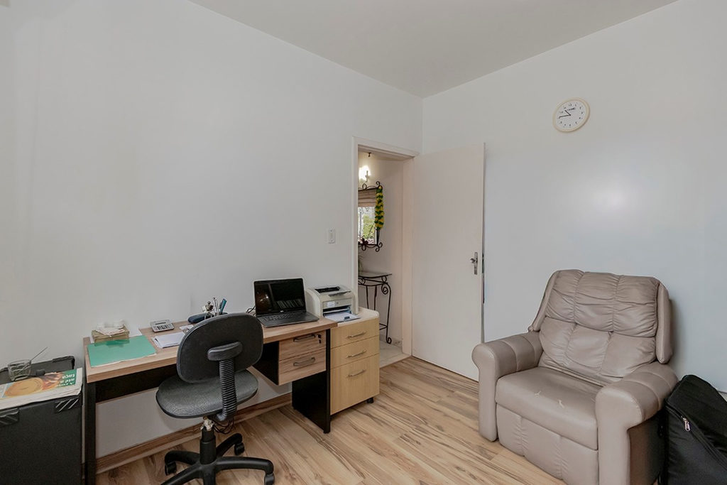 Casa para venda no bairro Teresópolis em Porto Alegre