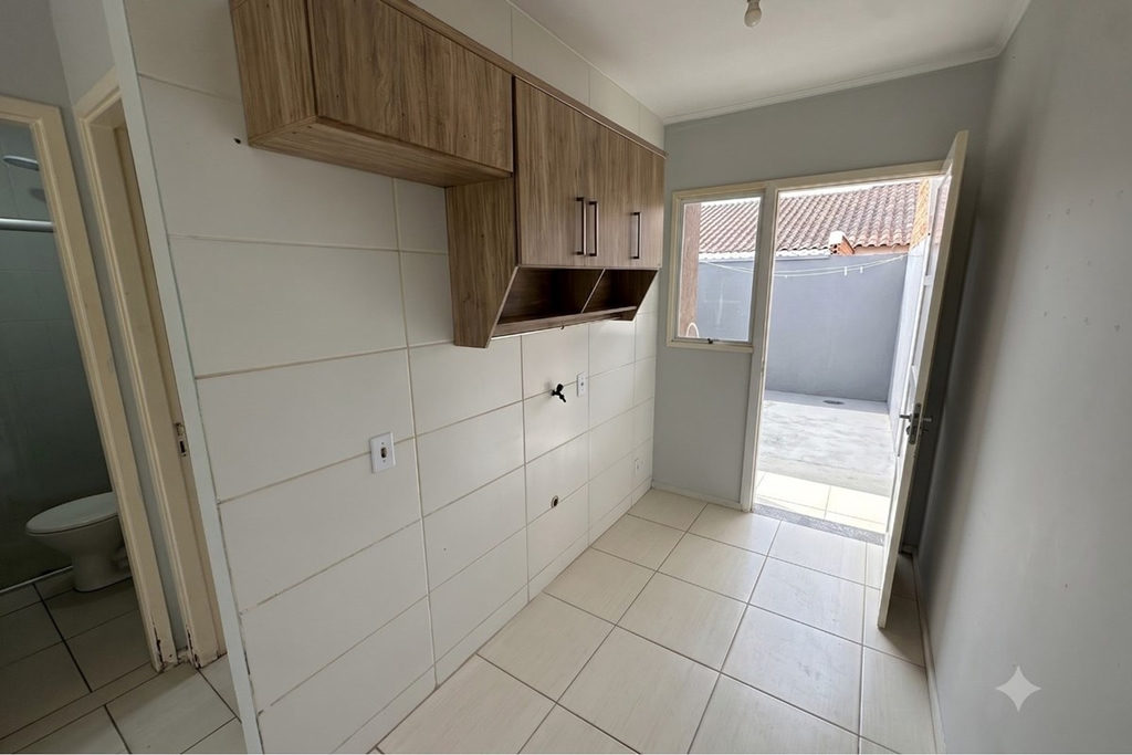 Casa para venda no bairro Jardim Betânia em Cachoeirinha