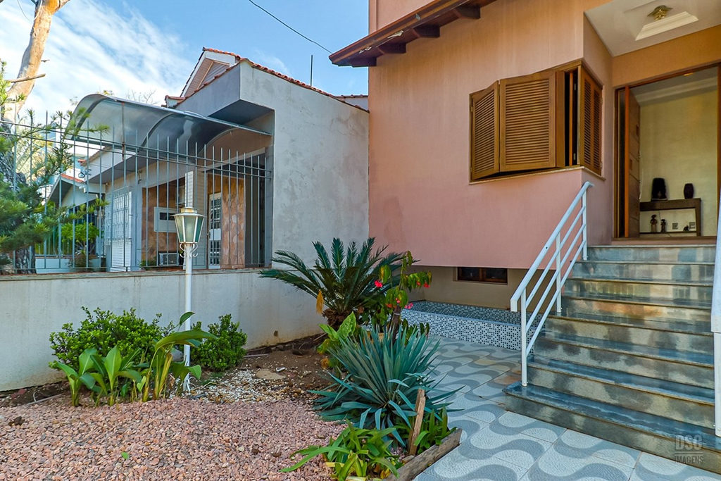 Casa para venda no bairro Jardim Planalto em Porto Alegre