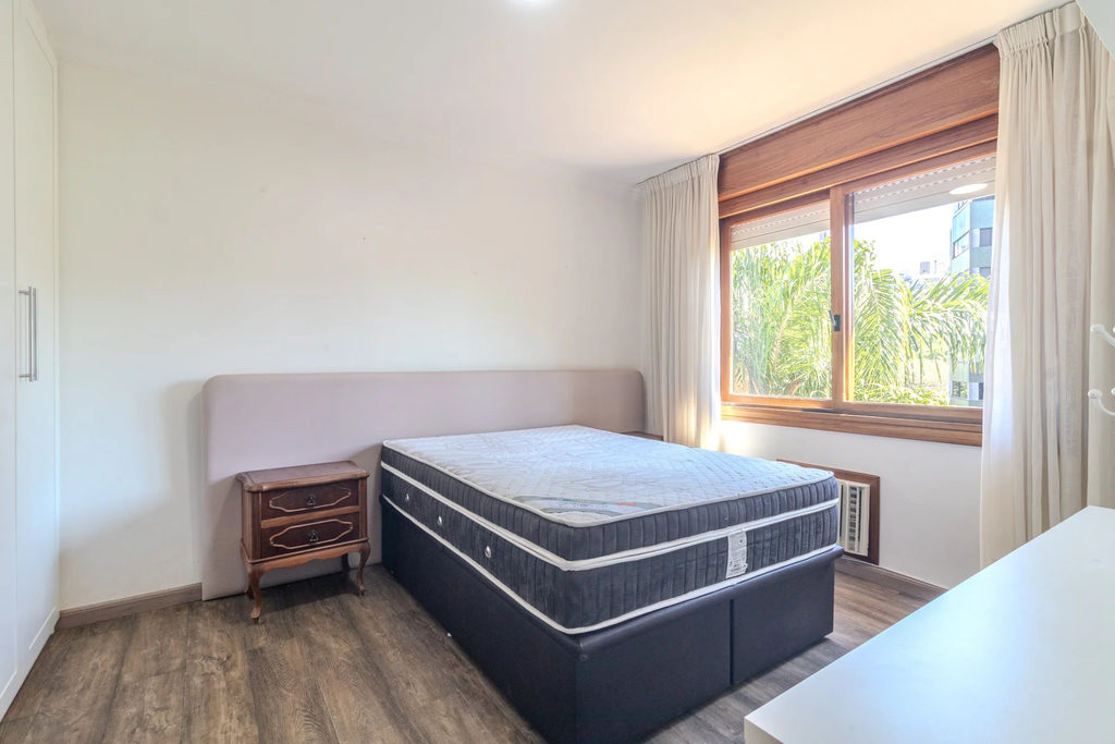 Apartamento para venda no bairro Petrópolis em Porto Alegre