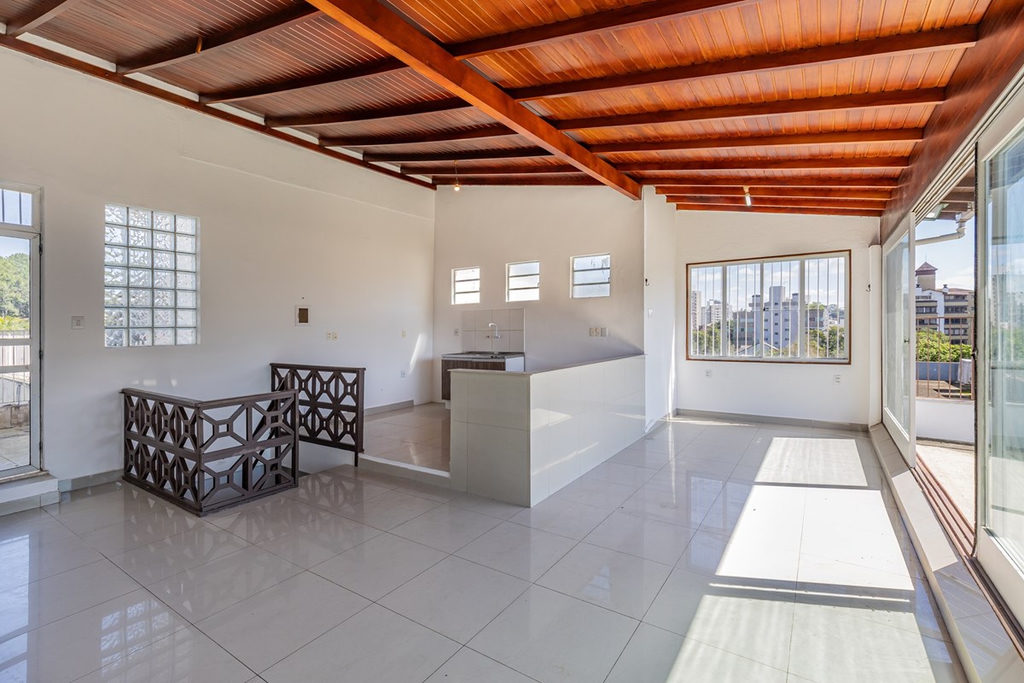 Apartamento para venda no bairro Passo da Areia em Porto Alegre