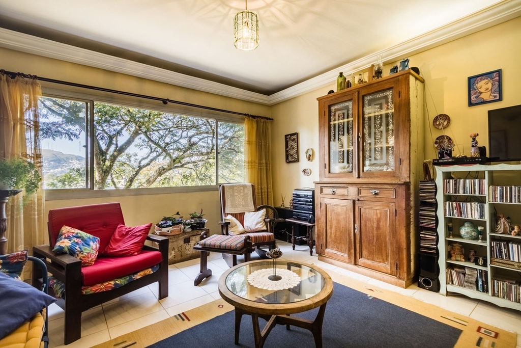 Apartamento para venda no bairro Teresópolis em Porto Alegre