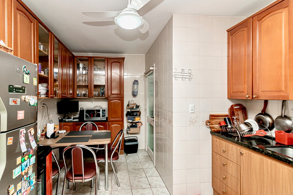 Apartamento para venda no bairro Menino Deus em Porto Alegre