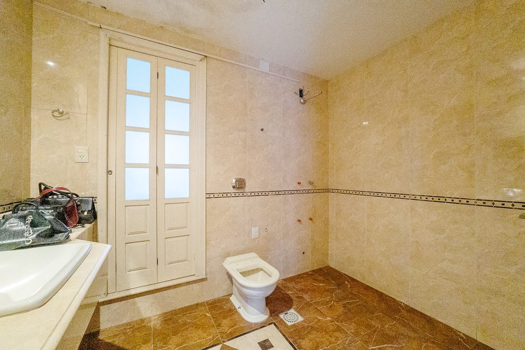 Casa para venda no bairro Centro em Canoas