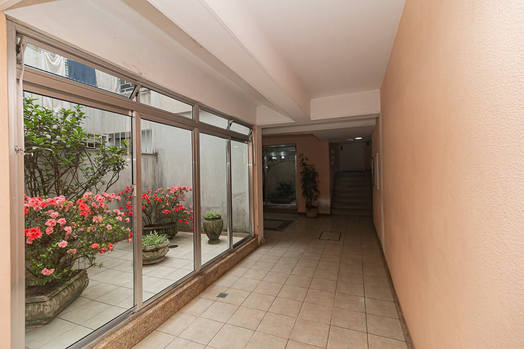 Apartamento para venda no bairro Santana em Porto Alegre