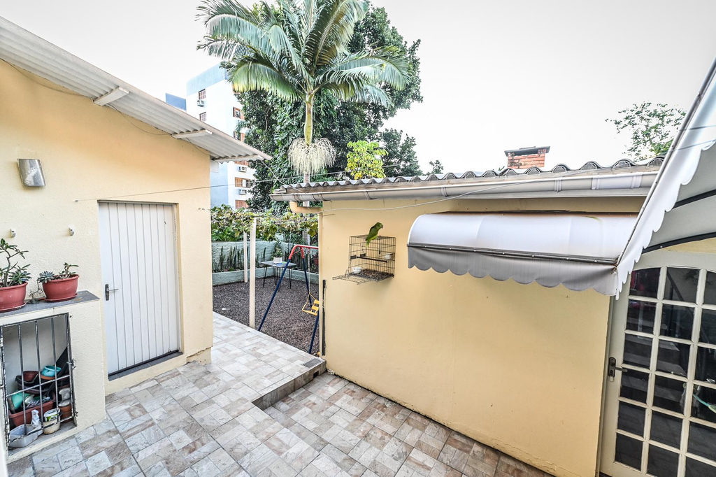 Casa para venda no bairro Menino Deus em Porto Alegre