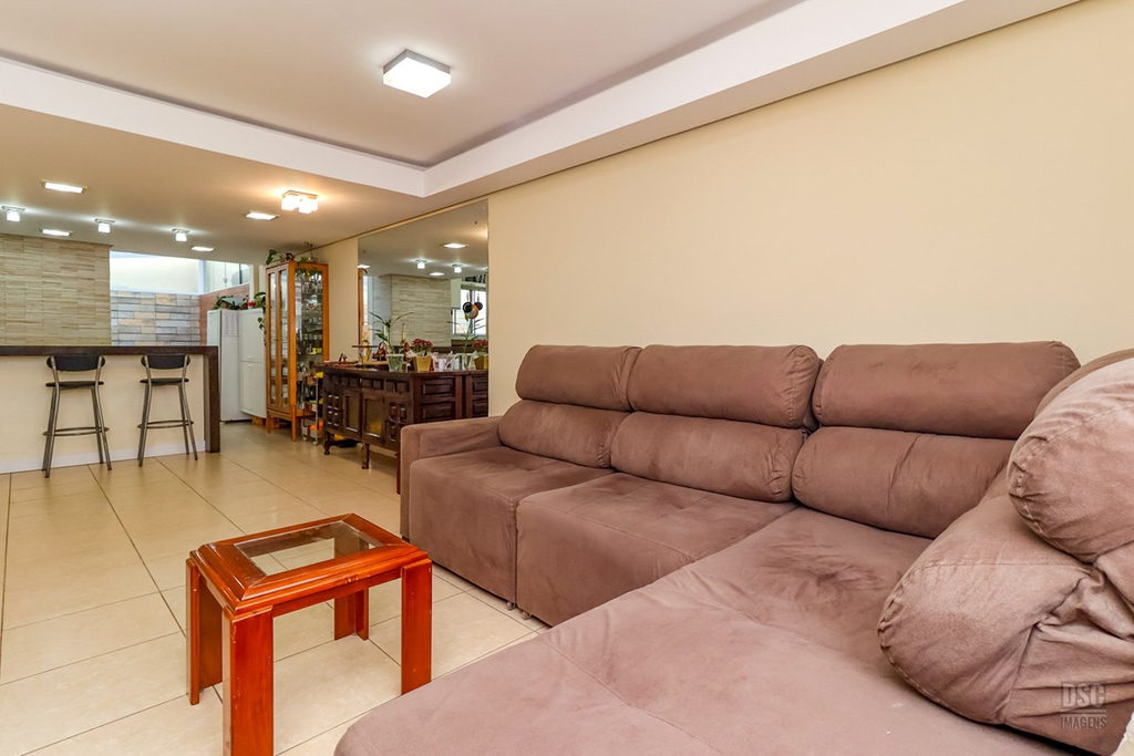 Casa para venda no bairro Jardim Itu em Porto Alegre