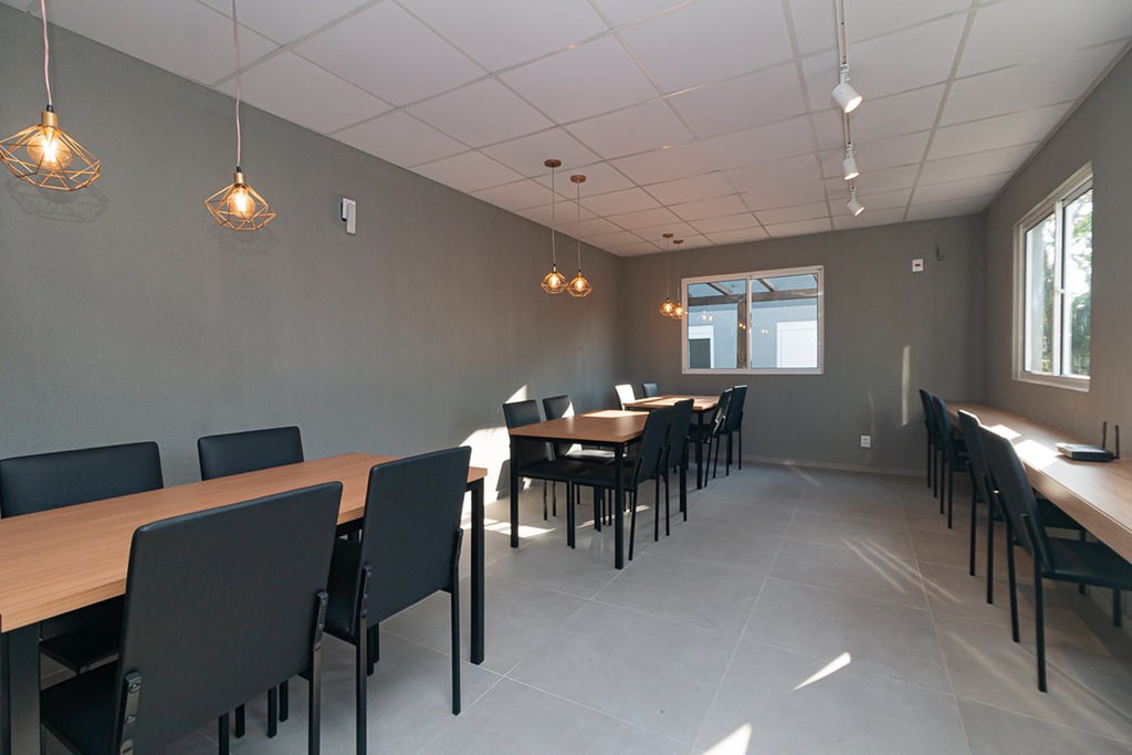 Apartamento para venda no bairro Guarujá em Porto Alegre