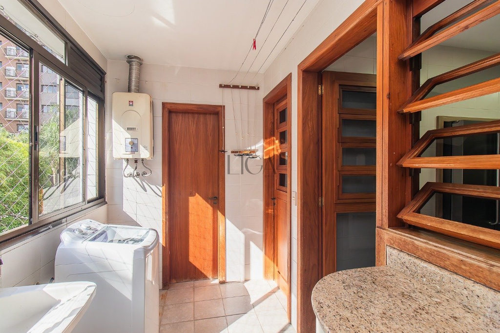 Apartamento para venda no bairro Petrópolis em Porto Alegre