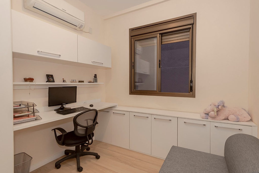 Apartamento para venda no bairro Chácara das Pedras em Porto Alegre
