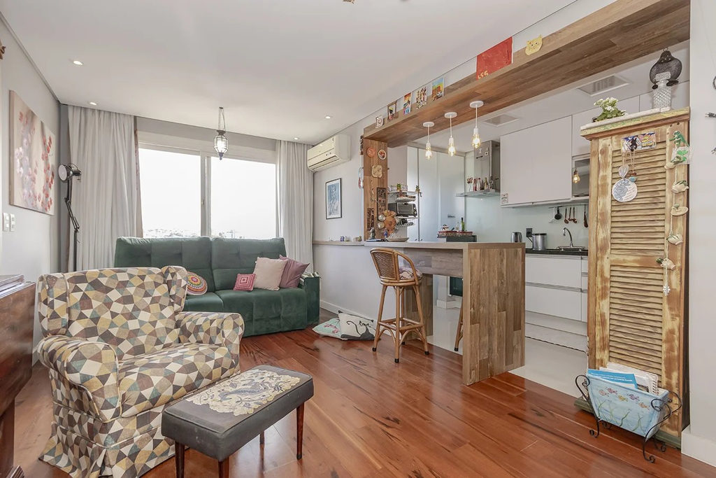 Apartamento para venda no bairro Camaquã em Porto Alegre