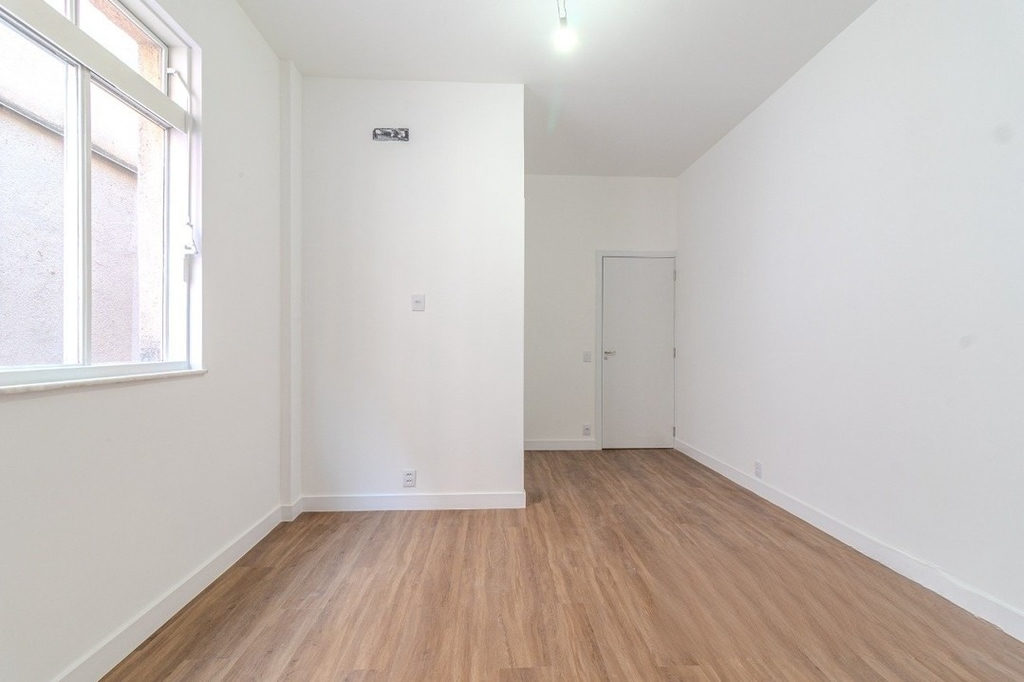 Apartamento para venda no bairro Centro Histórico em Porto Alegre