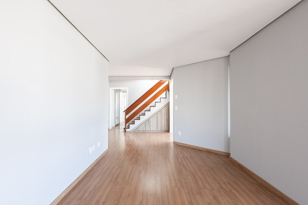 Cobertura Duplex para venda no bairro Jardim Lindóia em Porto Alegre