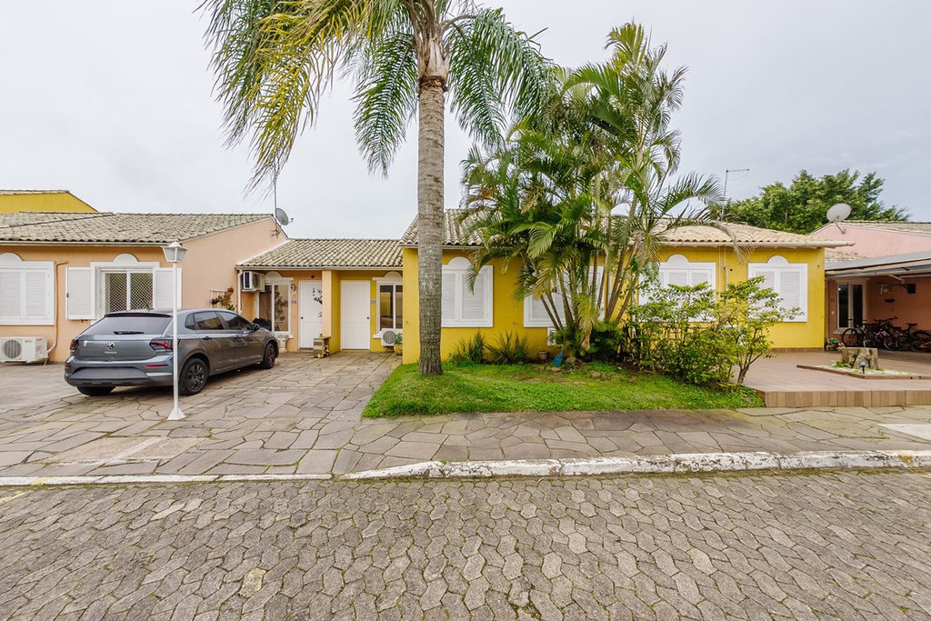Casa em Condomínio para venda no bairro Rio Branco em Canoas