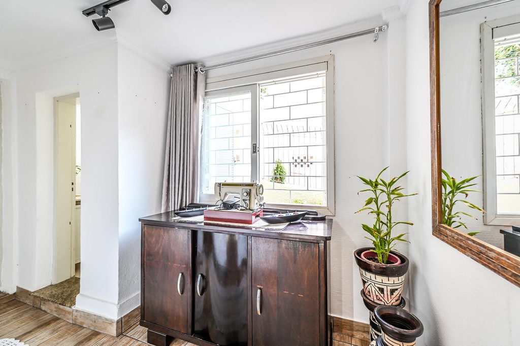 Casa para venda no bairro Menino Deus em Porto Alegre