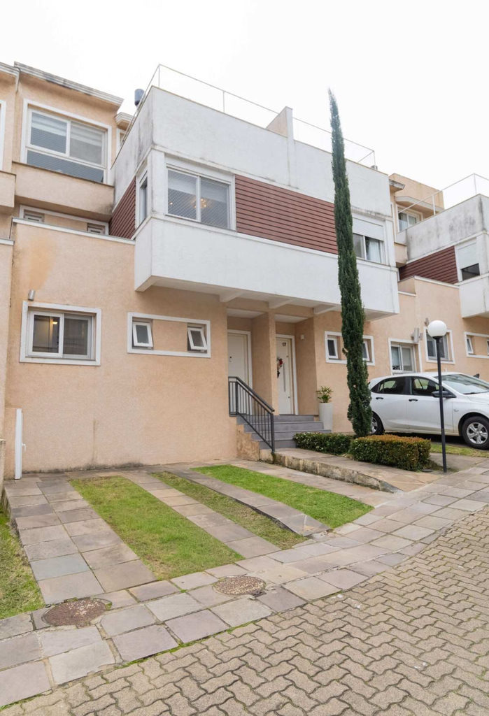 Casa em Condomínio para venda no bairro Morro Santana em Porto Alegre