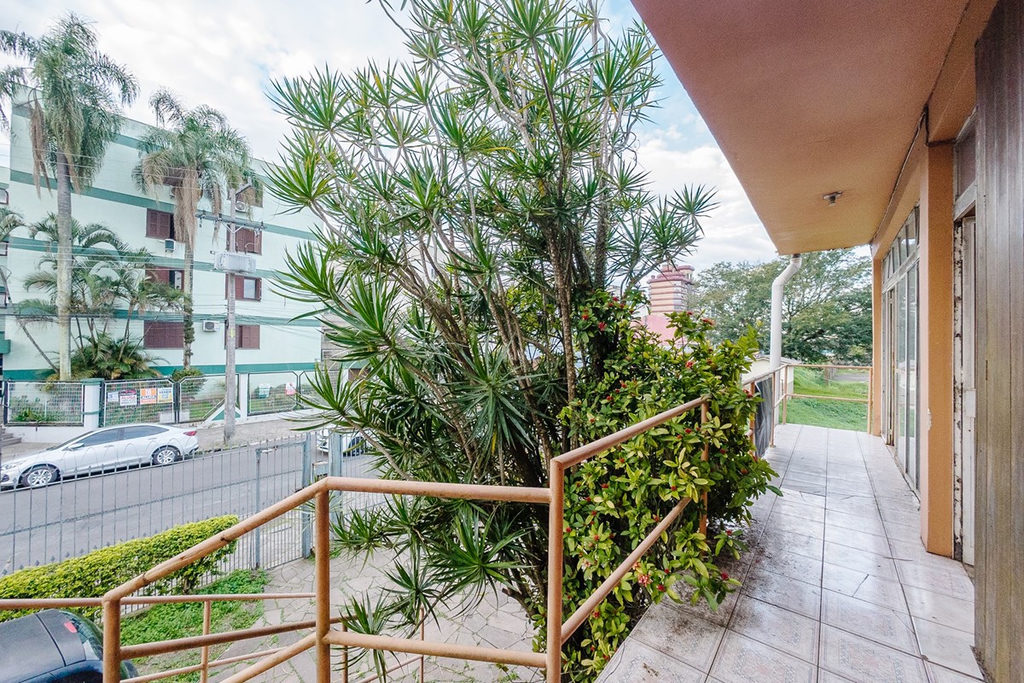 Casa para venda no bairro Centro em Canoas